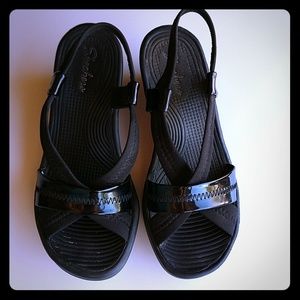 Sketchers Wedge Stretch Sandals